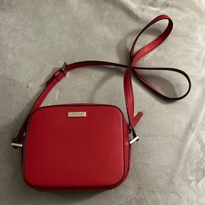 Red Kate Spade Purse w/ adjustable strap! Hardly used!!